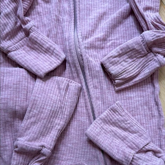 Little Sleepies set of 3-6 months zippies - Picture 5 of 7